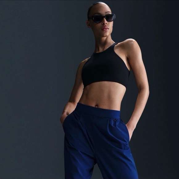 Nike Women’s Dri-FIT High-Rise Woven Training Pants/ XL - Picture 3 of 6